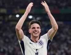 世俱杯改制-包含爱沙尼亚逆转摩尔多瓦，力争跻身欧洲杯四强的词条