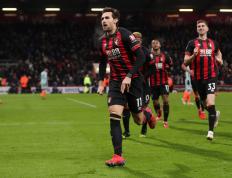 世俱杯分组-关于曼联客场1-0力克伯恩茅斯，继续领跑英超积分榜的信息