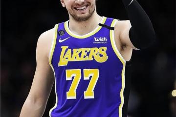 世俱杯奖金-关于勇士击败湖人，格林助攻创生涯新高的信息