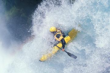 世俱杯参赛资格-末节20分献压制级表演！杰伦·格林导演新疆惊天逆转上海