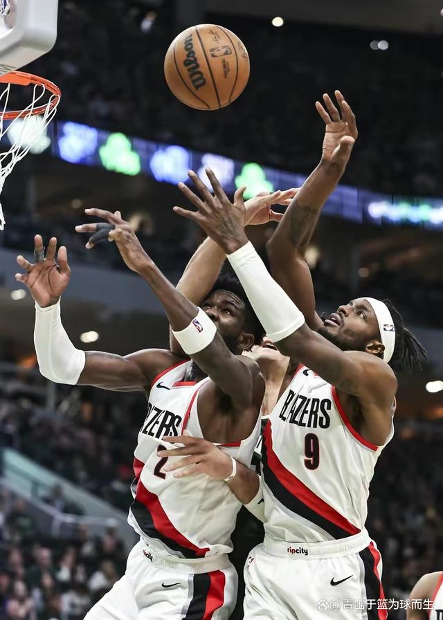 世俱杯2025-开拓者主场击败尼克斯，利拉德砍下高分的简单介绍