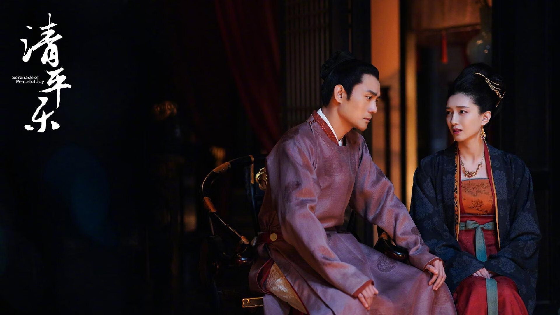 世俱杯分组-赛道与球场的双重奏，F1新赛季揭幕战与热火爆冷鹈鹕的激情交响